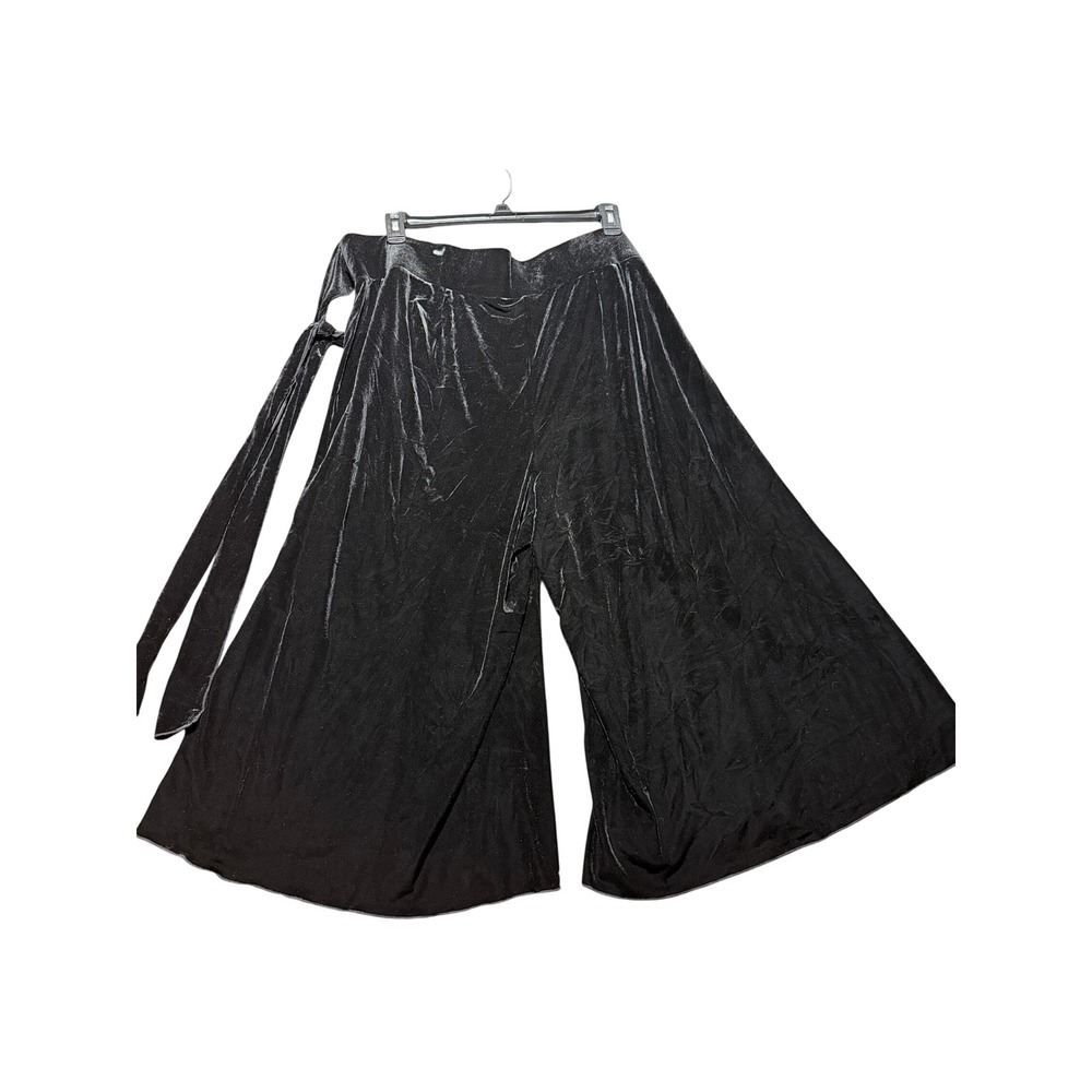 Lane Bryant Gaucho Pants Women 26/28 Black NWT Velvet Wide Leg Cropped - Picture 2 of 10